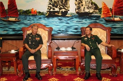 Замминистра обороны Вьетнама принял камбоджийскую делегацию - ảnh 1